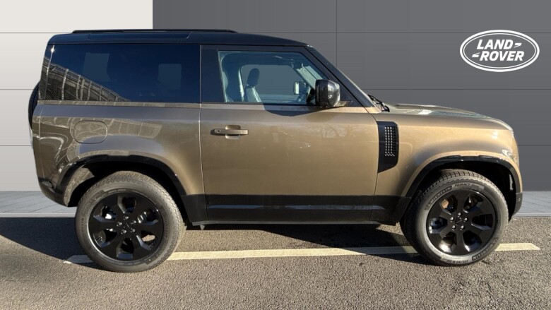 Land Rover Defender 3.0 D250 X-Dynamic SE 90 3dr Auto Diesel Estate